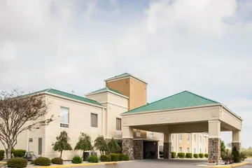 Quality Inn Hayti North