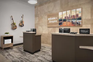 Hampton Inn & Suites Austin at the University / Capitol