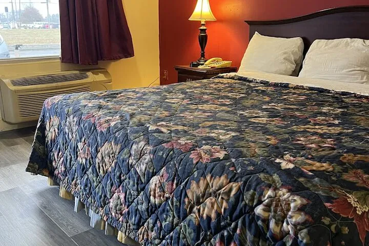 Room 5 of 31