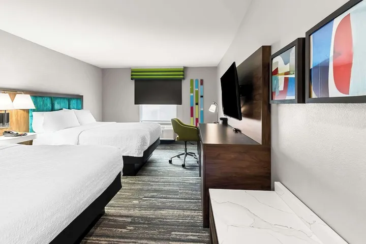 Room 3 of 39
