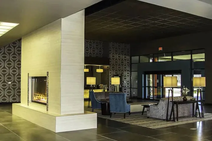 Hotel 2 of 54