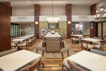 Hampton Inn & Suites Mobile Providence Park / Airport