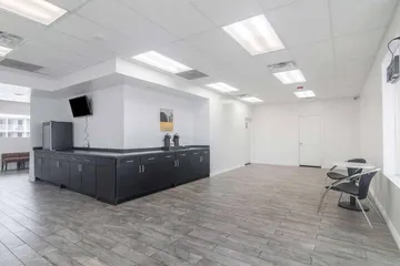 LoneStar Inn & Suites