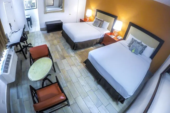 Room 5 of 35