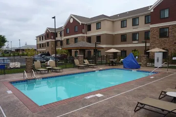 Staybridge Suites Bowling Green by IHG