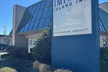 Impala Island Inn
