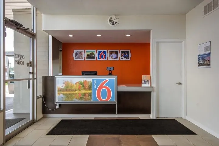Hotel Interior 4 of 61