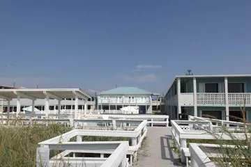 Buccaneer Inn