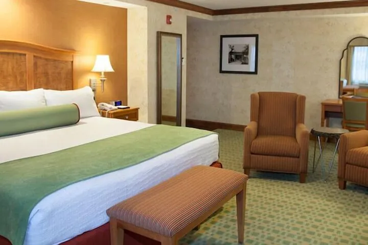 Room 4 of 59