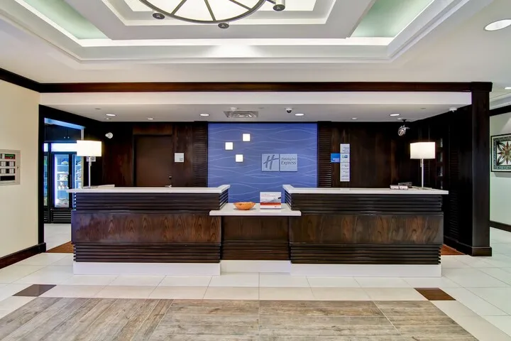 Check-in/check-out kiosk