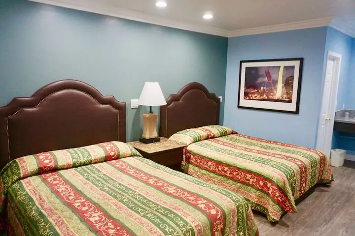 Room 3 of 22