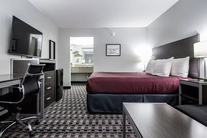 Room 5 of 26