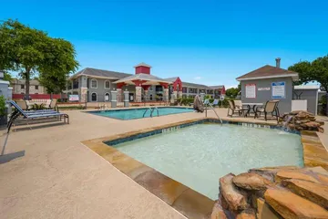 Clarion Pointe