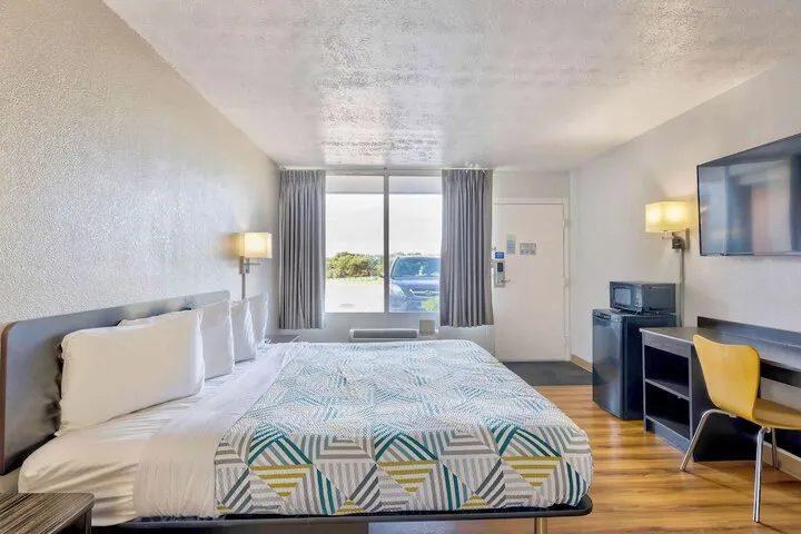 Room 3 of 19