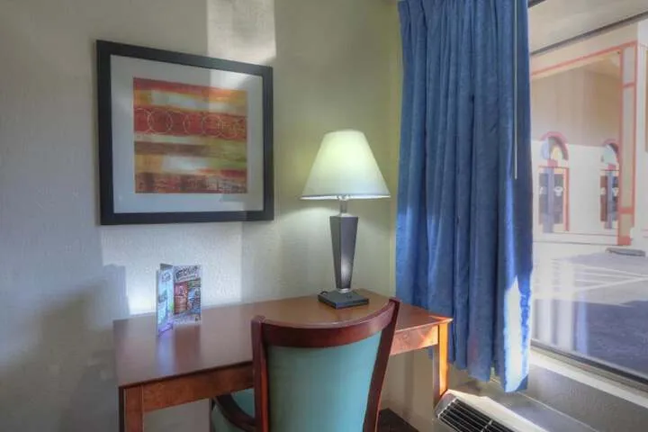 Room 5 of 46