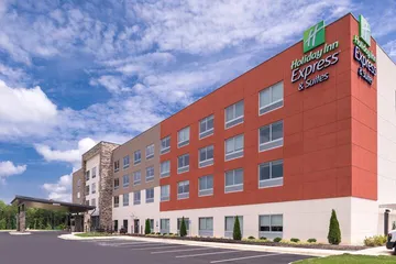 Holiday Inn Express & Suites Farmville by IHG