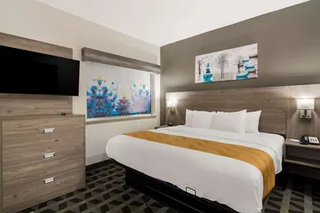 Quality Inn & Suites Waco North