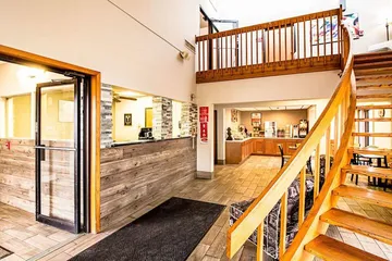 Econo Lodge Watertown