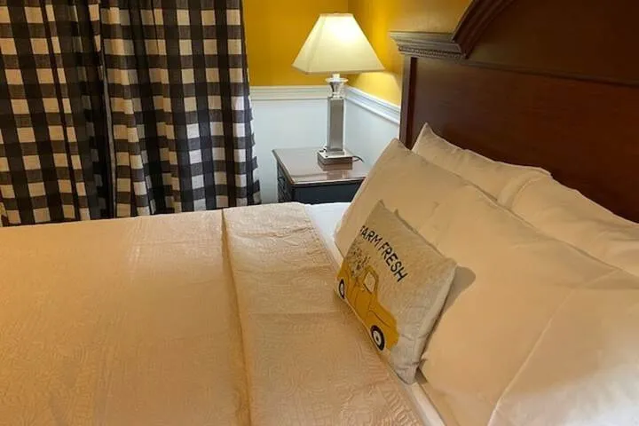 Room 5 of 30