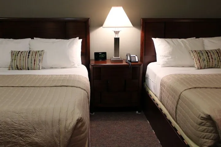 Room 2 of 30