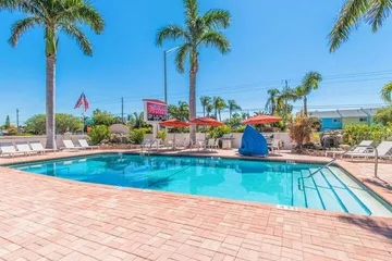 Hibiscus Suites - Gateway to Siesta Key