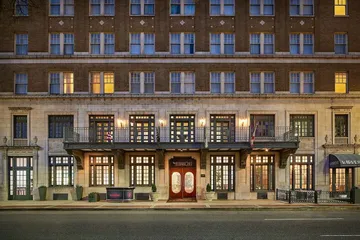 Redmont Hotel Birmingham Curio Collection by Hilton