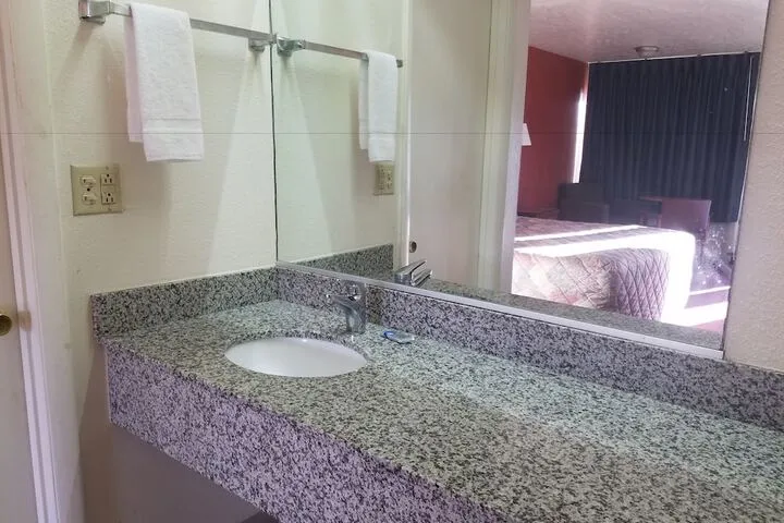 Room 3 of 13