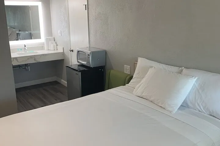 Room 2 of 15