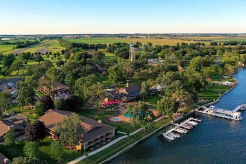 Lake Lawn Resort