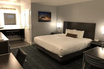 Pacific Inn