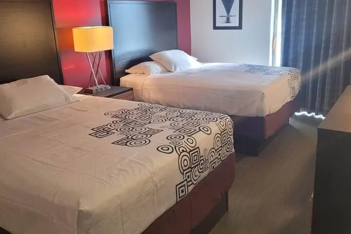 Room 5 of 19