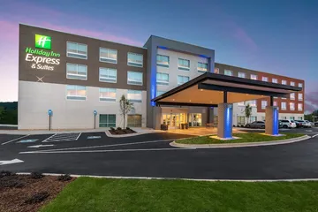Holiday Inn Express & Suites Gainesville - Lake Lanier Area by IHG