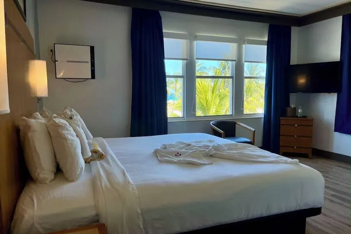 Room 3 of 45