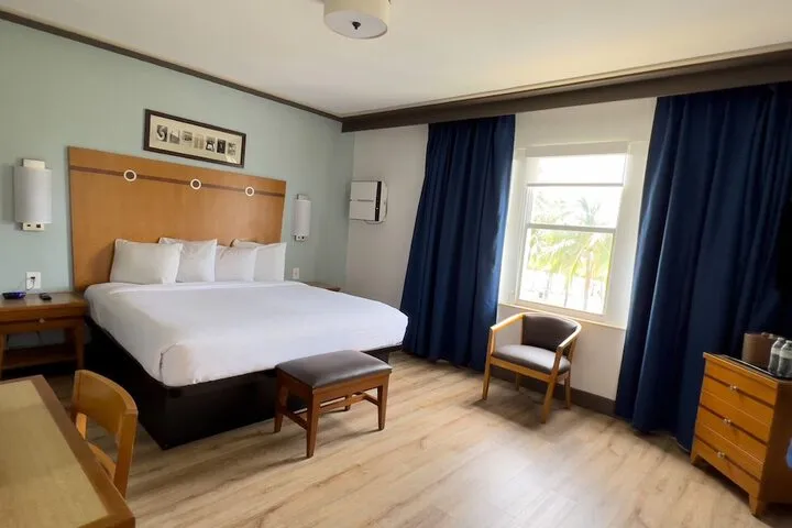 Room 2 of 45
