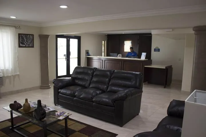 Concierge desk