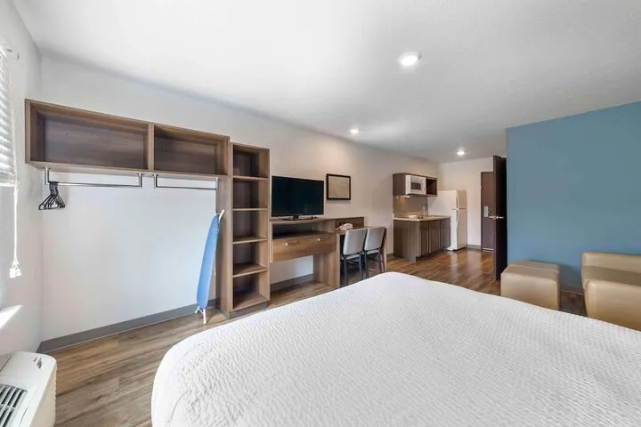 Room 5 of 24