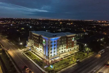 Holiday Inn Express and Suites Houston Westchase - Westheimer by IHG