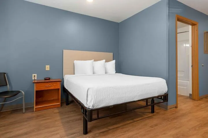 Room 5 of 27