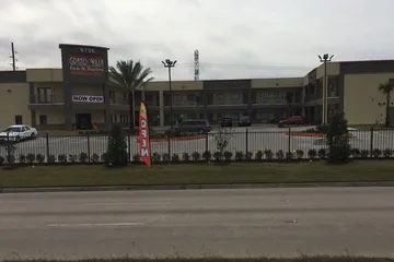 Grand Villa Inn & Suites - Humble