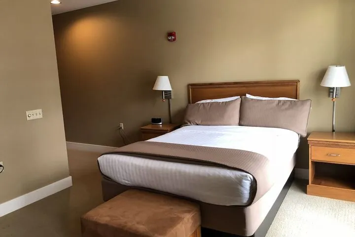 Room 5 of 34