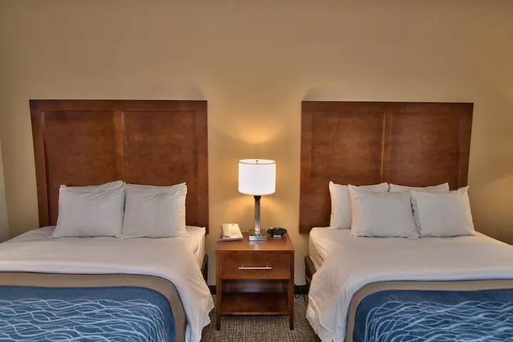 Room 3 of 35