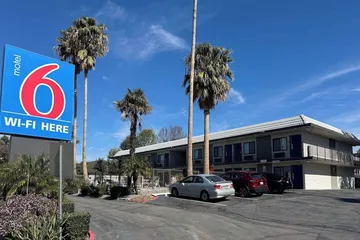 Motel 6 Simi Valley CA