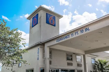 Motel 6 Pasadena TX