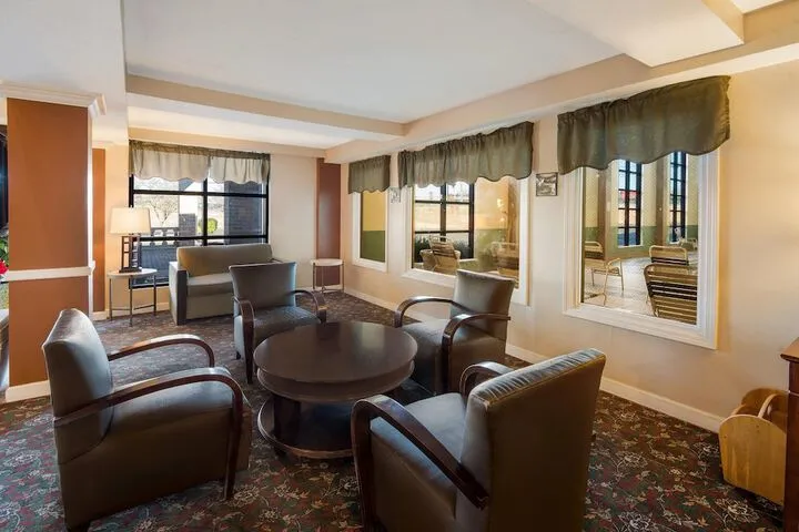 Hotel Interior 4 of 43