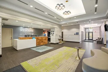Hampton Inn by Hilton Winnipeg Airport / Polo Park