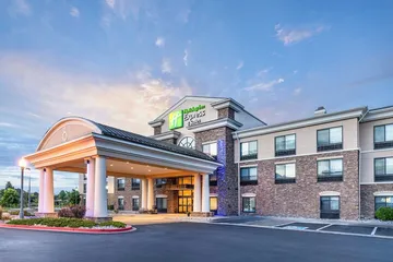 Holiday Inn Express & Suites Colorado Springs First & Main by IHG