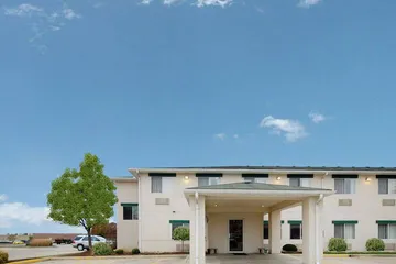 Quality Inn Dayton North - Vandalia