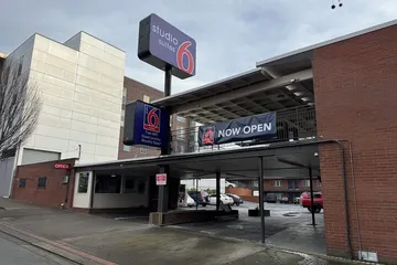 Studio 6 Suites Vancouver Wa - Waterfront
