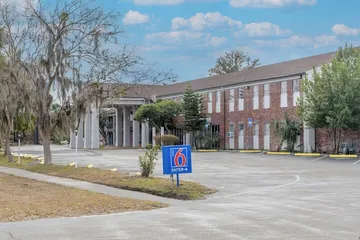 Motel 6 Ocala FL - Conference Center