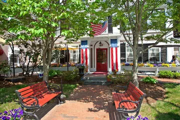 Concords Colonial Inn